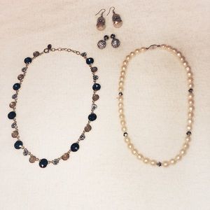 Necklace / earrings set